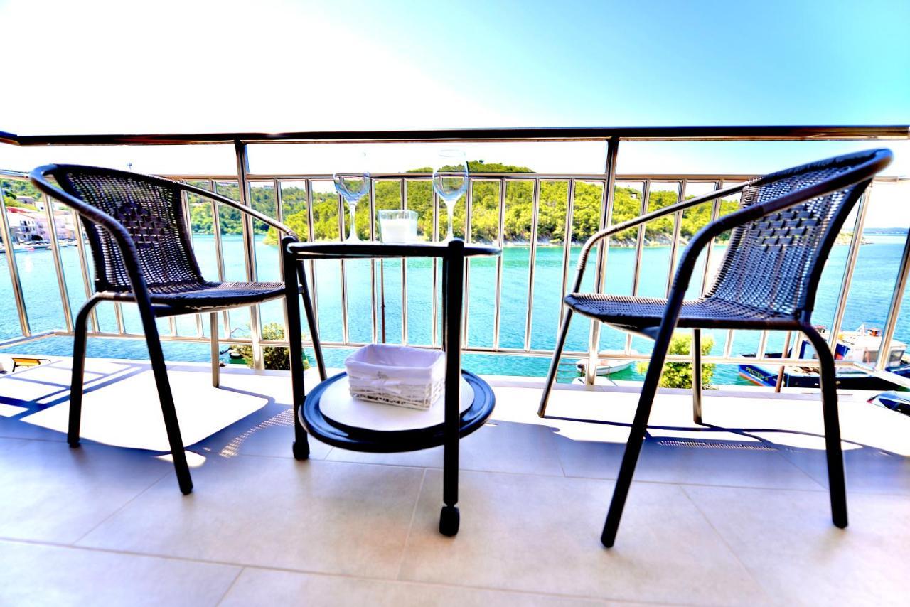 Apartment Niksa Novigrad  Bagian luar foto