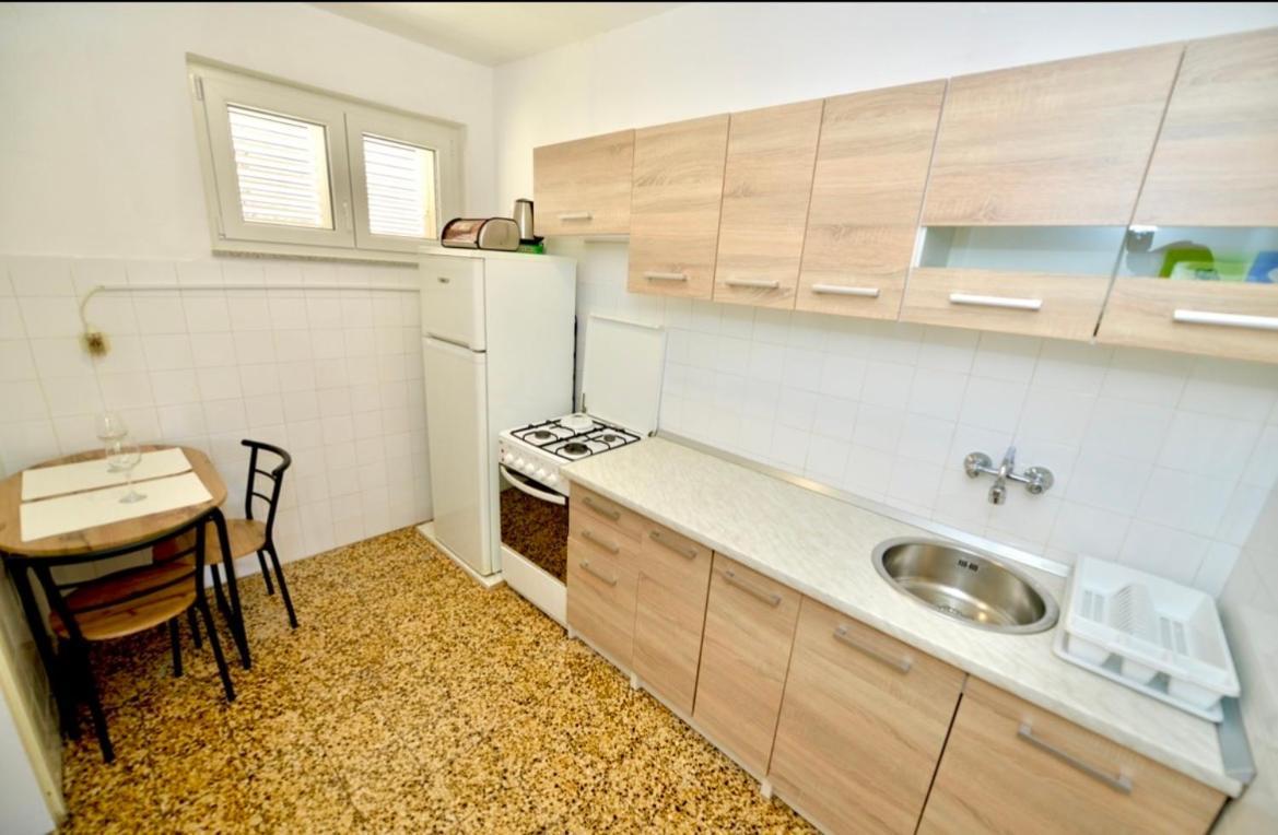 Apartment Niksa Novigrad  Bagian luar foto