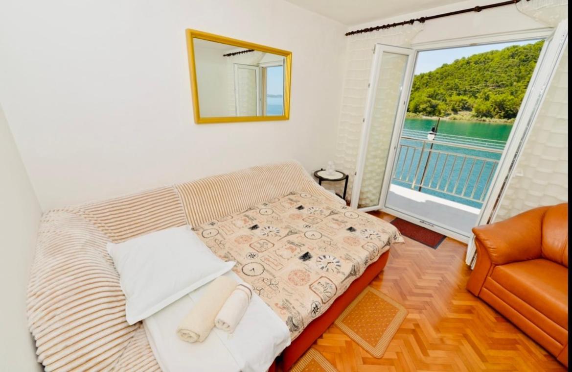 Apartment Niksa Novigrad  Bagian luar foto